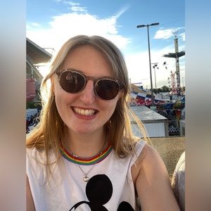 Meet your Posher, Taylor